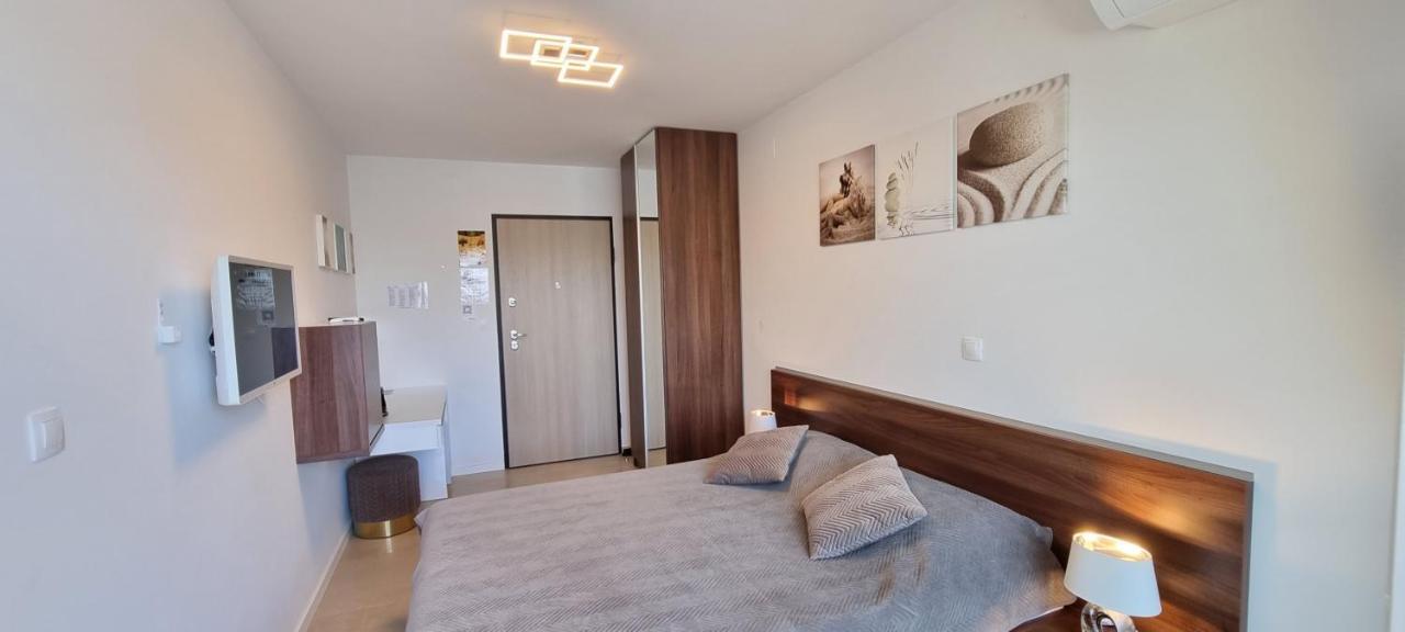 Nova Excellence Apartment Novalja Exterior foto