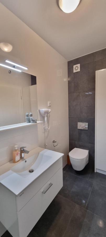 Nova Excellence Apartment Novalja Exterior foto
